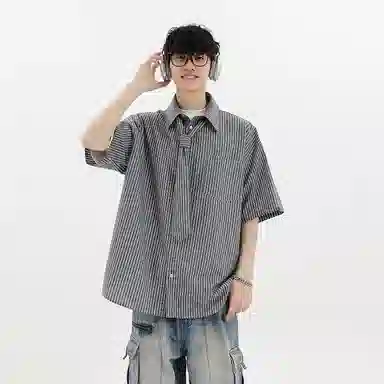 Fakeyoung