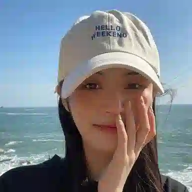 优幽兰 潮流百搭显脸小大头围韩版设计感字母刺绣遮阳学生户外出游防紫外线太阳素颜遮脸 棉 鸭舌帽 女款