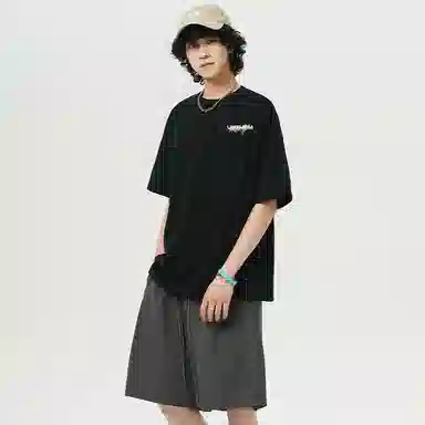 UNthemed Sakura Scratched Letter Tee