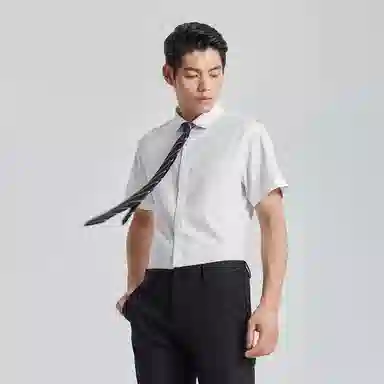 利郎 免烫易打理纯色商务休闲短袖衬衫 男款