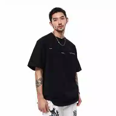 MAURRGOOU T