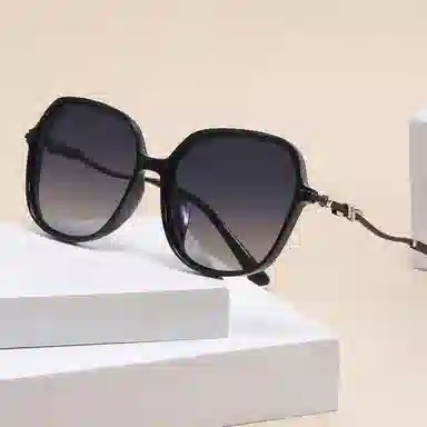 PRETTYALLUSION TR90