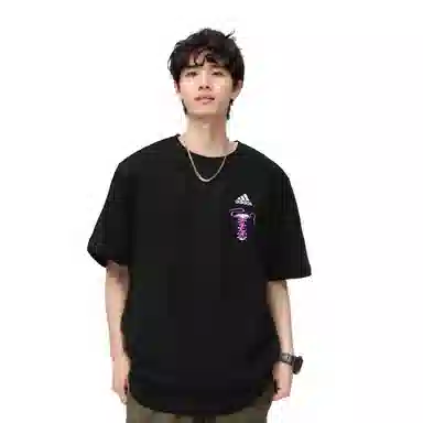 adidas T