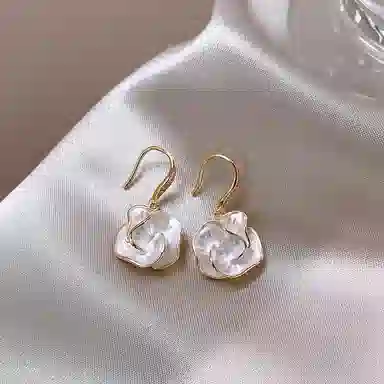 WAW