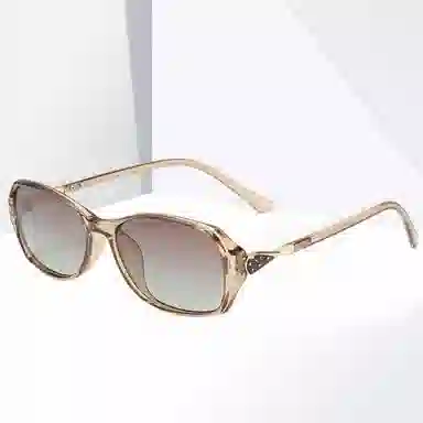 PRETTYALLUSION TR