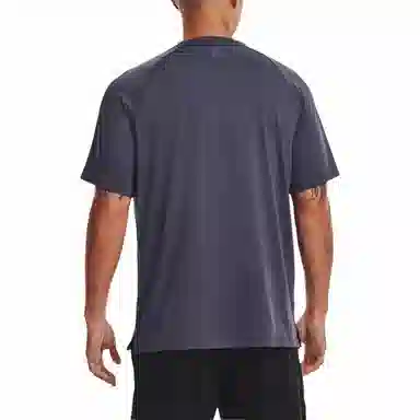 Under Armour T