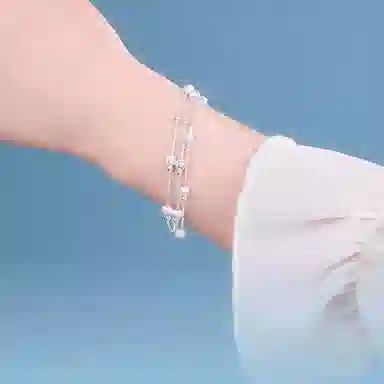 990