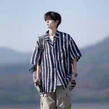 Fakeyoung