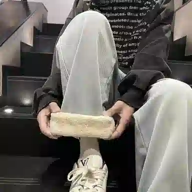 ZWWWZ