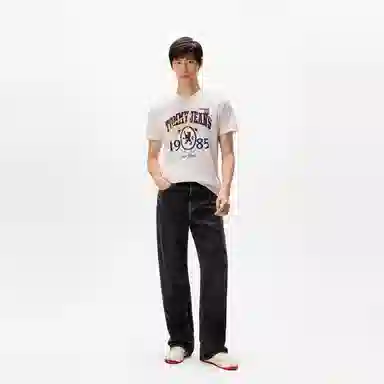 Tommy Hilfiger T
