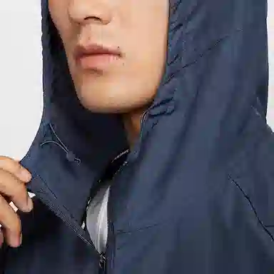 Nike MILER Repel Logo