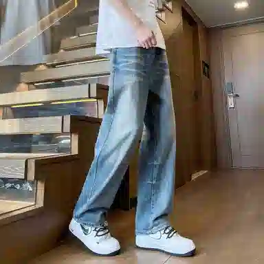 URBAN AUTHENTIC
