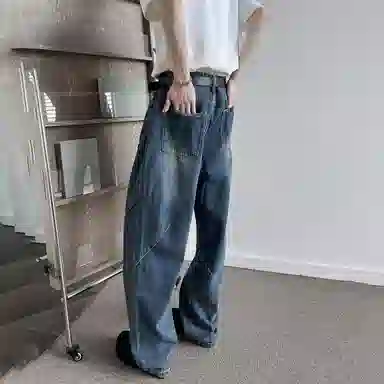FAKE VINTAGE