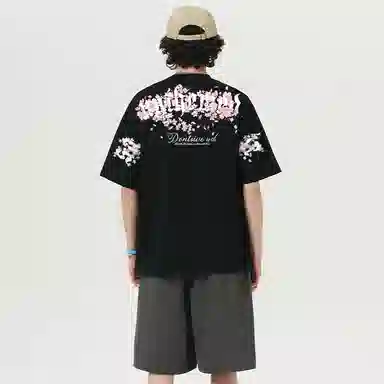 UNthemed T