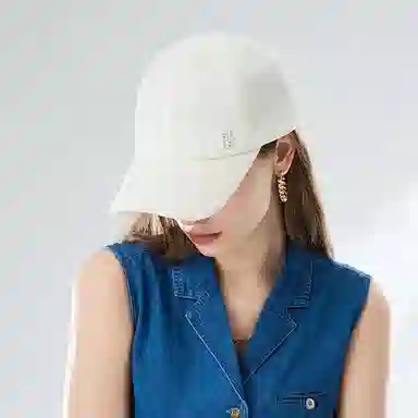 ELLE
