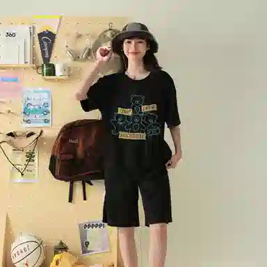 LIVINGTOWN T
