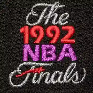 Mitchell Ness -