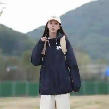 SNOW FLYING upf100+logo