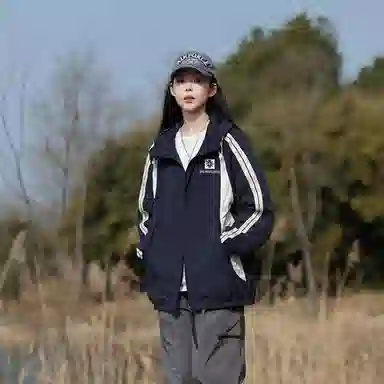 SNOW FLYING upf100+logo