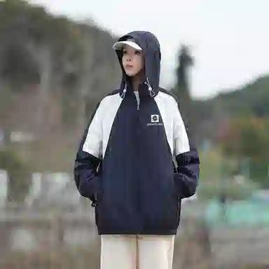 SNOW FLYING upf100+logo