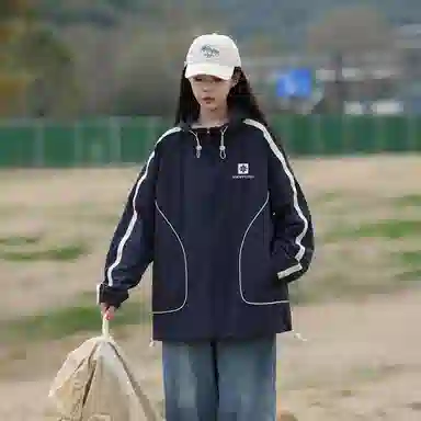 SNOW FLYING upf100+logo