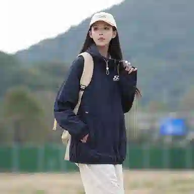 SNOW FLYING upf100+logo