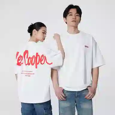 Lee Cooper T