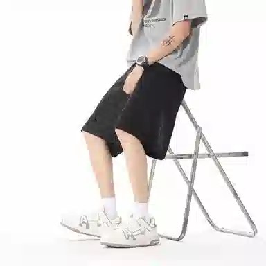 BEENTRILL logoClean fit