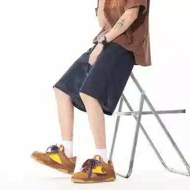 BEENTRILL logoClean fit