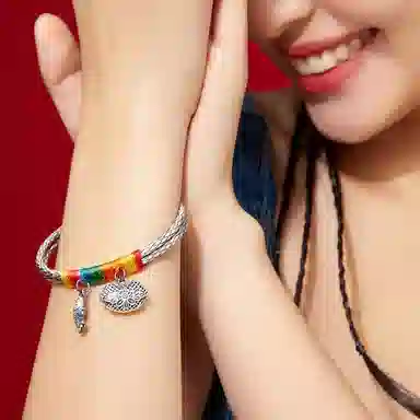S999