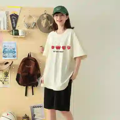 LIVINGTOWN T