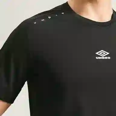 umbro T