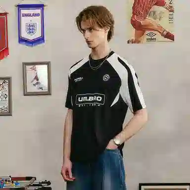 Umbro Retro Badge T-Shirt