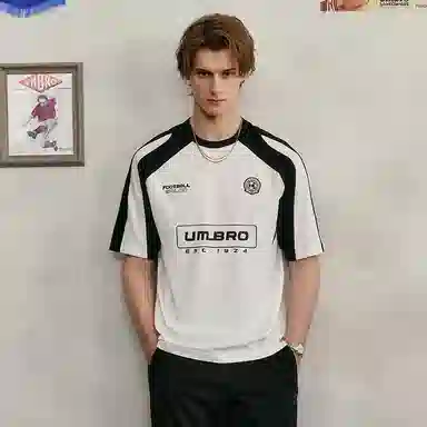 Umbro Retro Badge T-Shirt