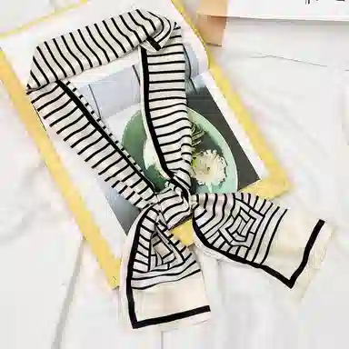 上海故事 春秋韩版潮流气质窄边文艺风西装出行 聚酯纤维 丝巾 女款