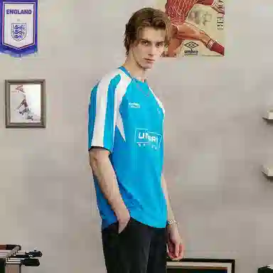 Umbro Retro Badge T-Shirt