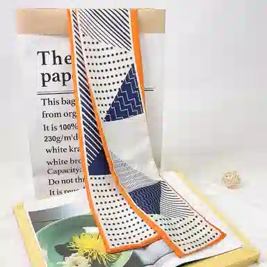 上海故事 春秋韩版潮流气质窄边文艺风西装出行 聚酯纤维 丝巾 女款