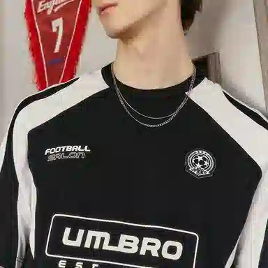 Umbro Retro Badge T-Shirt