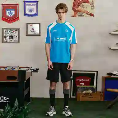 Umbro Retro Badge T-Shirt