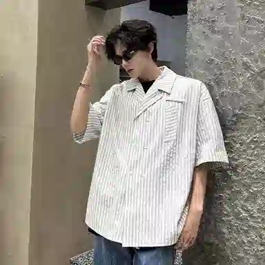 Fakeyoung