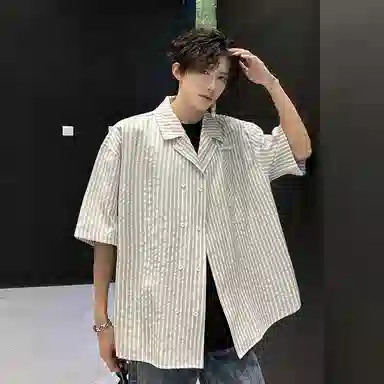 Fakeyoung