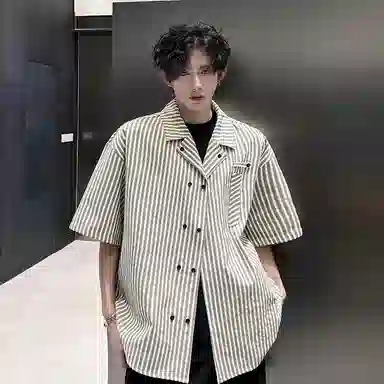 Fakeyoung
