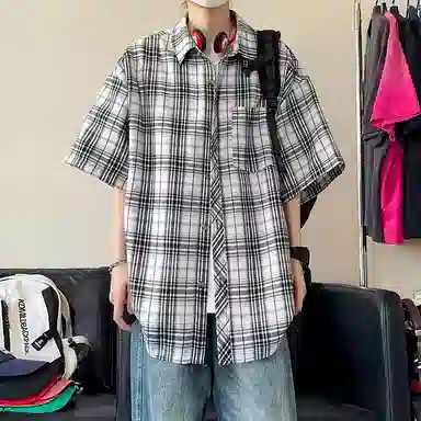 Fakeyoung