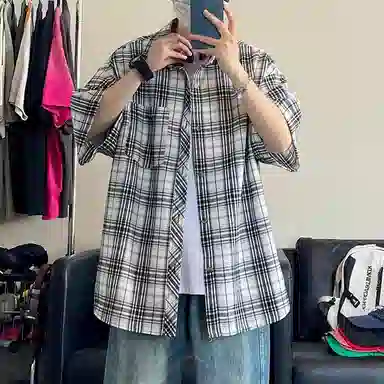 Fakeyoung