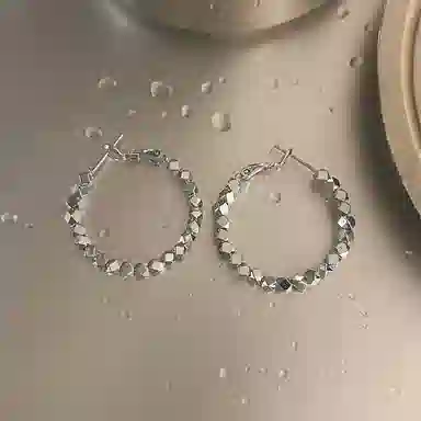 WAW