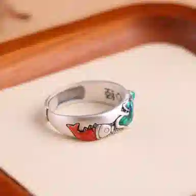 999