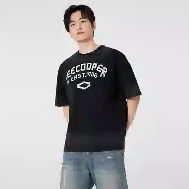Lee Cooper T