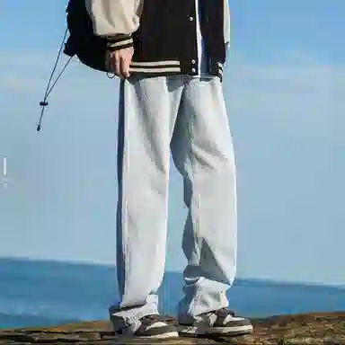 URBAN AUTHENTIC