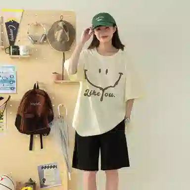 LIVINGTOWN T
