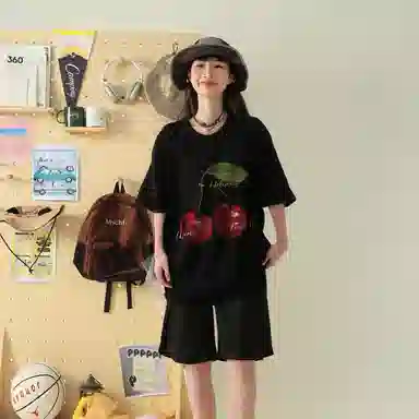 LIVINGTOWN T